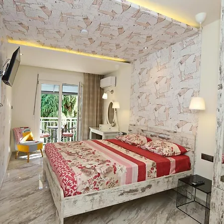 Villa Center *