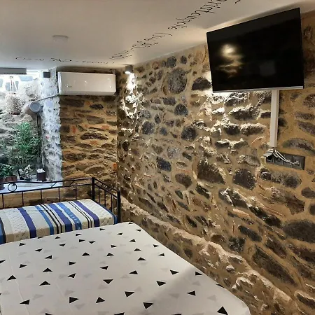 Center Villa *